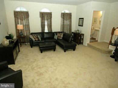 937 Hall Station Dr, Bowie, MD 20721 - photo 2