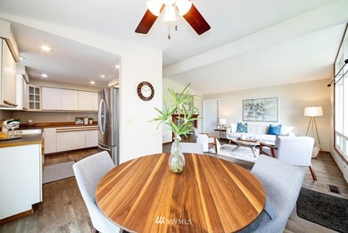 7925 198th St SW, Edmonds, WA 98026 - photo 6