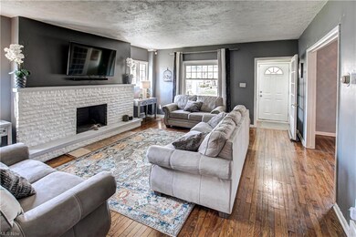 3300 Euclid Heights Blvd, Cleveland, OH 44118 - photo 2