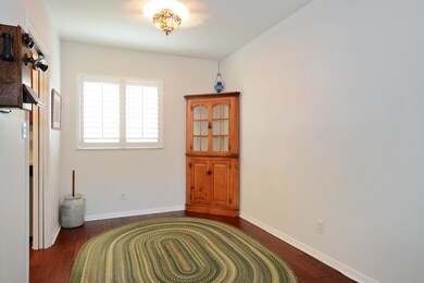 07_426NE7thAvenue_1F_2_DiningRoom_HiRes