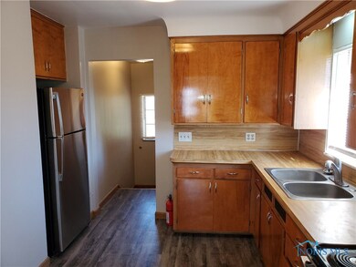 1942 Berdan Ave, Toledo, OH 43613 - photo 4