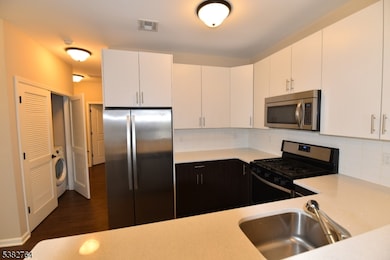 195 W Scott Ave unit 205, Rahway, NJ 07065 - photo 7