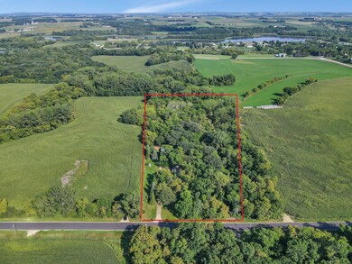 Lot lines are approx.