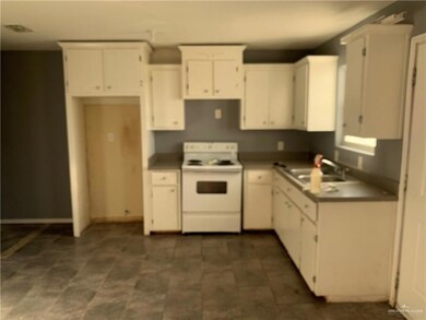 408 Canal St, Donna, TX 78537 - photo 3