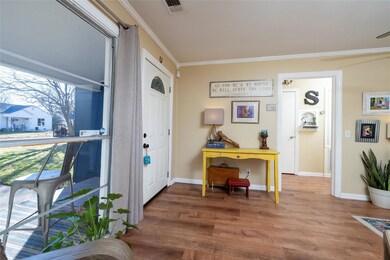 907 Gladney St, Gainesville, TX 76240 - photo 7