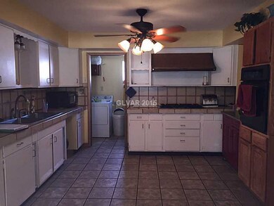 Property Photo. kitchen