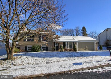 4824 Sweetbrier Dr, Harrisburg, PA 17111 - photo 2