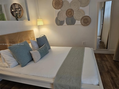 751 Collins Ave unit 3, Miami Beach, FL 33139 - photo 5