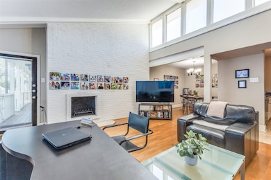 5908 Sandhurst Ln unit 244, Dallas, TX 75206 - photo 2