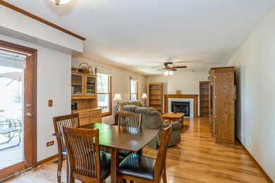 3430 Meadow Crest Cir, Gurnee, IL 60031 - photo 7