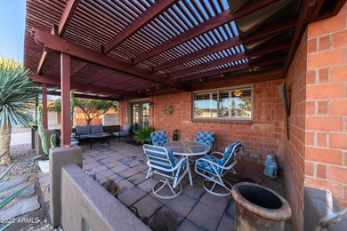 8227 E Turney Ave_Photos-3
