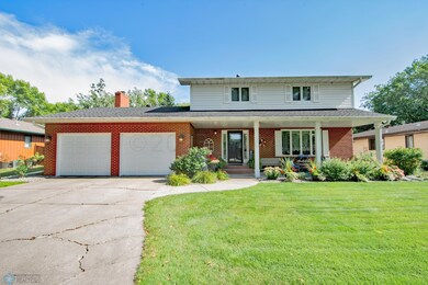 3507 Elm St N, Fargo, ND 58102 - photo 2