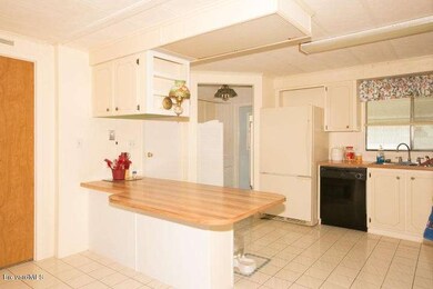 525 Royal Tern - Kitchen 2