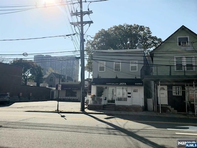 132 Main St unit 1, Fort Lee, NJ 07024 - photo 2