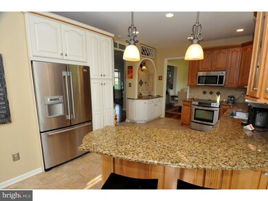 5435 Grandview Ln, Doylestown, PA 18902 - photo 4
