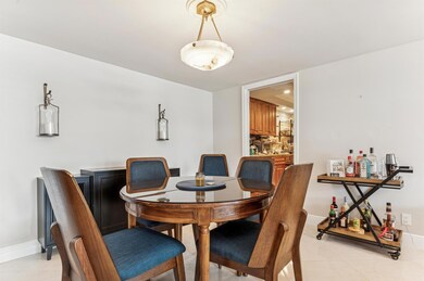 Washington Tower unit 2050, West Palm Beach, FL 33401 - photo 5