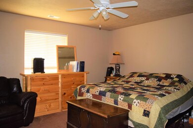 154 N 400 W, Parowan, UT 84761 - photo 5