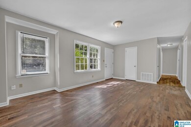 960 Edwards Lake Rd, Birmingham, AL 35235 - photo 7