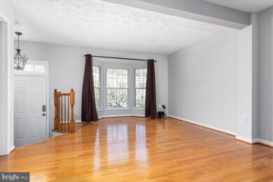 703 Pine Drift Dr, Odenton, MD 21113 - photo 3