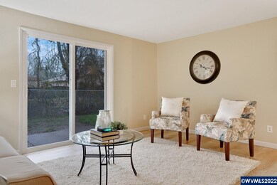 933 SE Alexander Ave, Corvallis, OR 97333 - photo 6