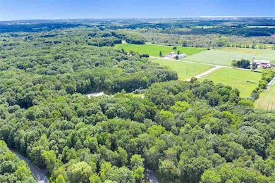 503 Cross Country Ct, Oneida, WI 54155 - photo 5