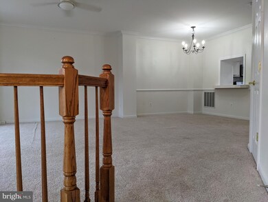 42686 Rolling Rock Square, Chantilly, VA 20152 - photo 3