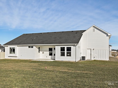 8152 E Cool River Loop, Nampa, ID 83687 - photo 2