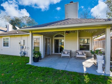 8635 Sparkling Springs Dr, Houston, TX 77095 - photo 4