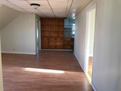 365 Lindsey St, Fall River, MA 02720 - photo 5