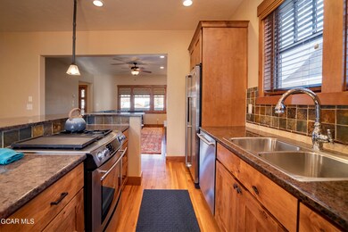 33 Meadow Trail Pic 13