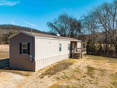 95 Eagles Bend Rd, Linden, TN 37096 - photo 5
