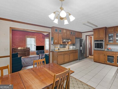 5262 E Shore Dr SW, Conyers, GA 30094 - photo 7