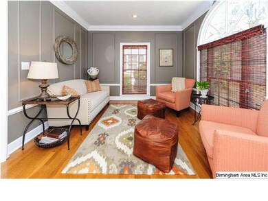 Formal living room/sitting area with  beautiful mo