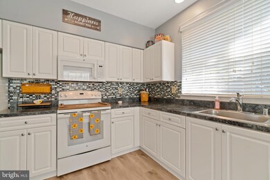 2457 Medford Ct unit 23C, Crofton, MD 21114 - photo 5