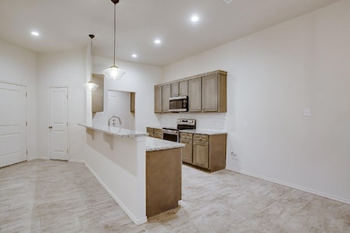 5520 121st St unit B, Lubbock, TX 79424 - photo 4