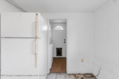 2008 Ray St, Lansing, MI 48910 - photo 7