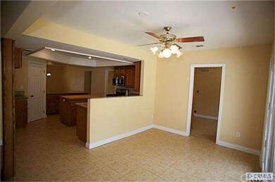 Breakfast nook area