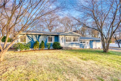 174 Spring Grove Ave, Warwick, RI 02889 - photo 4