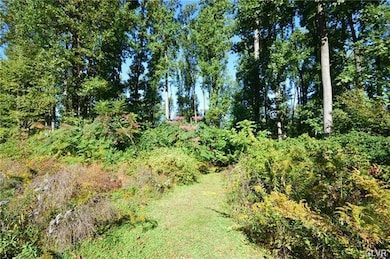 5612 Oak Ln, Zionsville, PA 18092 - photo 7