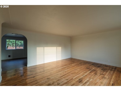 2090 17th St NE, Salem, OR 97301 - photo 6