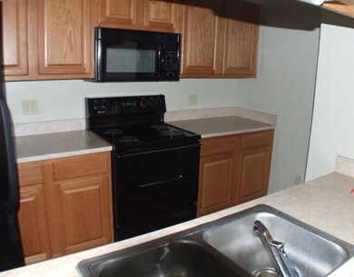 221 Plimsol Other unit 221, Slidell, LA 70460 - photo 5