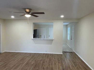 907 Grand Plains Dr, Houston, TX 77090 - photo 4