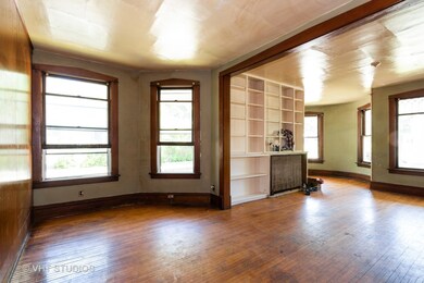 472 N Spring St, Elgin, IL 60120 - photo 5