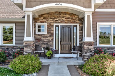 6874 Duncan Shores Ln-41