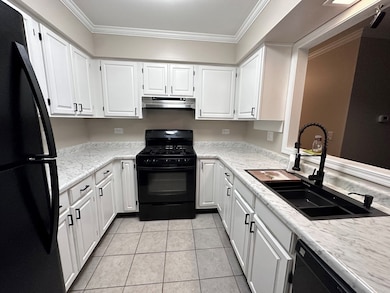 221 Uteg St unit G, Crystal Lake, IL 60014 - photo 7