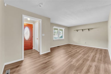 1426 E Calhoun St, Anderson, SC 29621 - photo 4