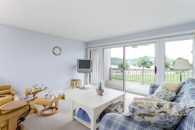 007-Living_Room-4328527-medium