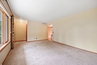 1578 N Sky Line Dr, Stevens Point, WI 54482 - photo 4