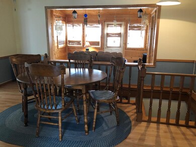 Dining Area<|><|>