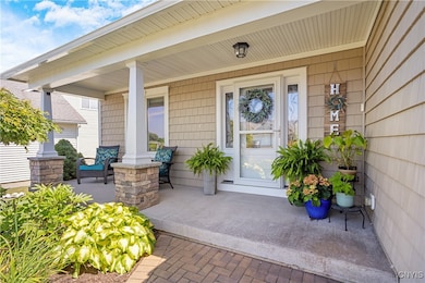 240 Marine View Dr, Chittenango, NY 13037 - photo 2